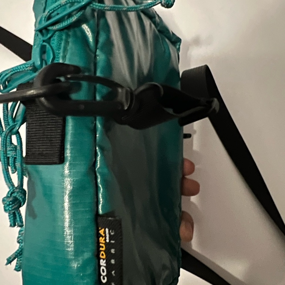 Supreme FW17 Shoulder Bag - Picture 2 of 5